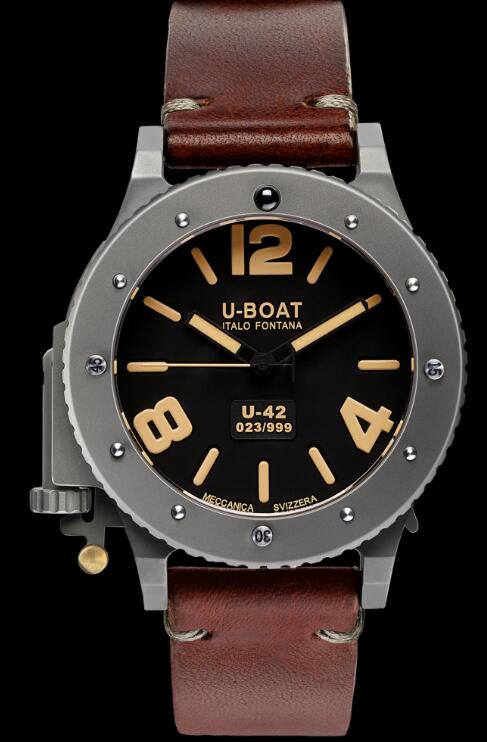 U-BOAT U-42 50 GMT 8095 Replica Watch